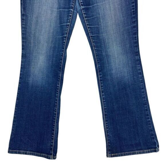 Levi's 515 Bootcut Jeans 12 Short Blue Denim Wash Western Cowboy Cowgirl Career - Picture 4 of 15